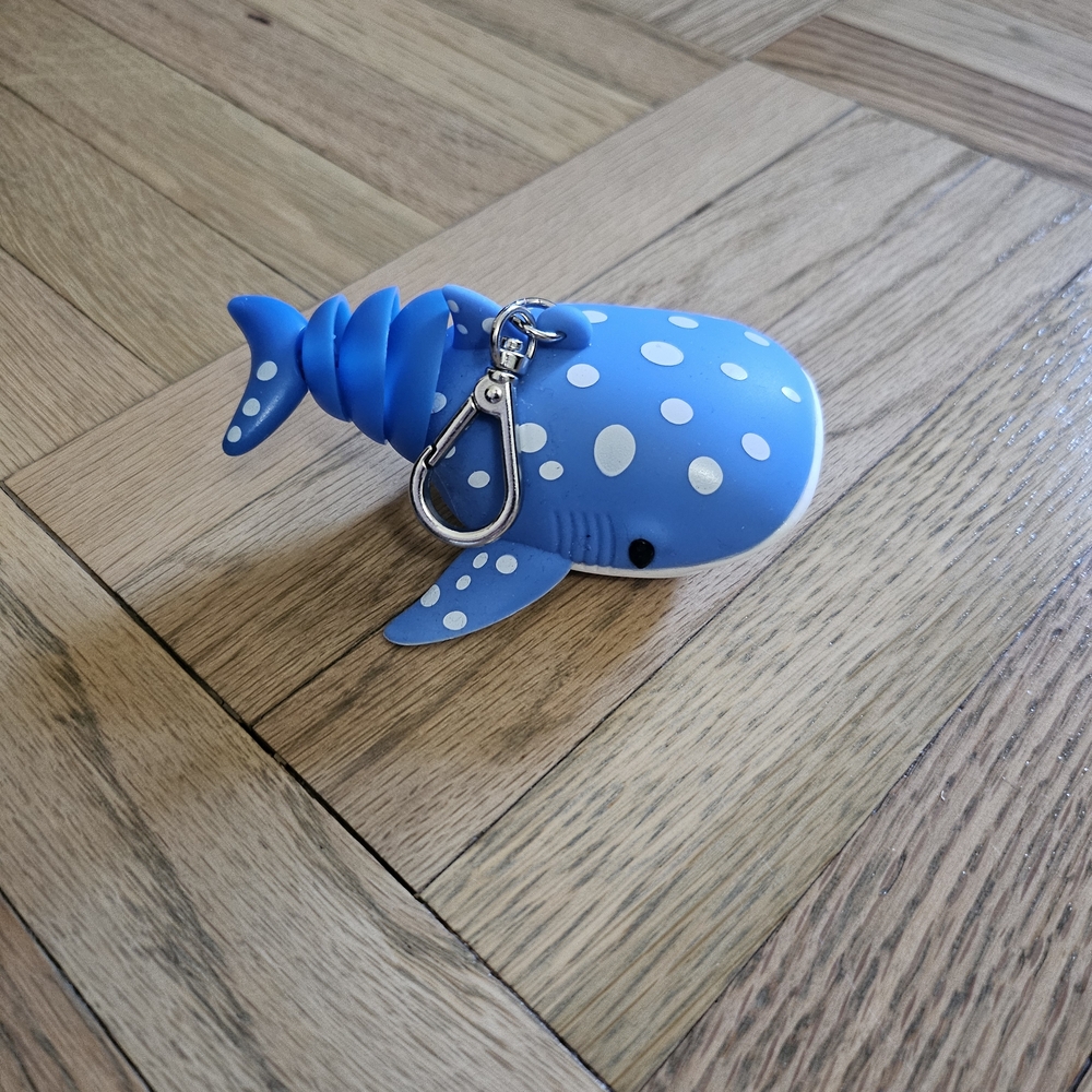 Bath And Body Works Whale Shark Hand Sanitizer Keychain Holder Pocket Bac